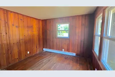 2300 Kersey Street, Greensboro, NC 27406 - Photo 2