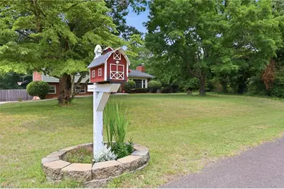 4871 Westchester Road, Winston-Salem, NC 27103 - Photo 6