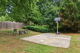4509 Doral Dr, Greensboro, NC 27406 - Photo 26