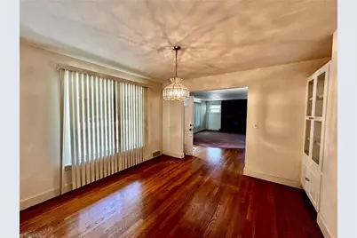 1061 N Peace Haven Road, Winston-Salem, NC 27104 - Photo 4