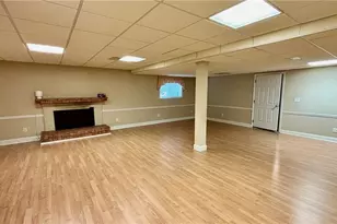 1061 N Peace Haven Rd, Winston-Salem, NC 27104 - Photo 26