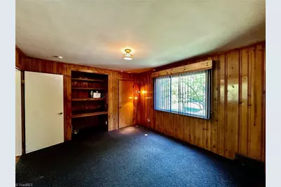 1061 N Peace Haven Road, Winston-Salem, NC 27104 - Photo 18