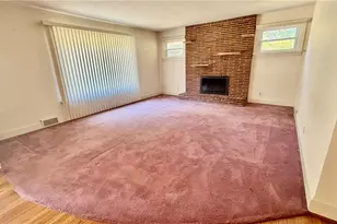 1061 N Peace Haven Rd, Winston-Salem, NC 27104 - Photo 4