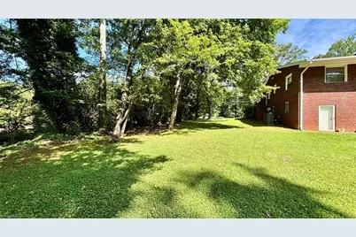1061 N Peace Haven Road, Winston-Salem, NC 27104 - Photo 48