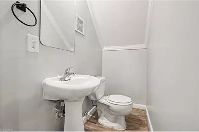 3854 Forest Valley Drive, Winston-Salem, NC 27105 - Photo 8
