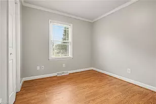 3854 Forest Valley Dr, Winston-Salem, NC 27105 - Photo 12