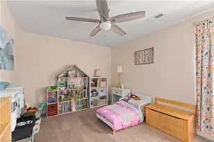 1671 Carthage Ln, High Point, NC 27260 - Photo 12