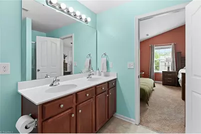 1671 Carthage Lane, High Point, NC 27260 - Photo 10