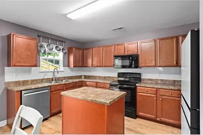 1671 Carthage Lane, High Point, NC 27260 - Photo 6