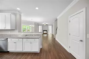 2934 York Pl Dr, Walkertown, NC 27051 - Photo 30