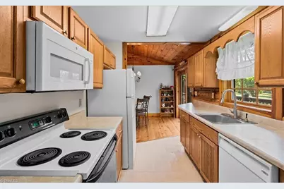 4818 Winford Road, Greensboro, NC 27407 - Photo 24
