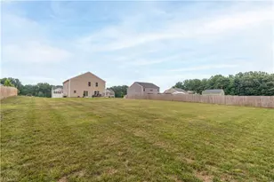 236 Ashfield Ln, Lexington, NC 27292 - Photo 38