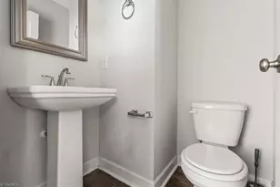 1317 Hardesty Ln, Winston-Salem, NC 27101 - Photo 24