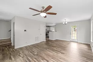 1317 Hardesty Ln, Winston-Salem, NC 27101 - Photo 10
