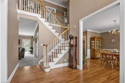 4719 Clifton Park Drive, Jamestown, NC 27282 - Photo 8
