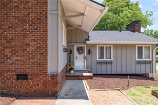 2302 Running Brook Dr, Greensboro, NC 27408 - Photo 2