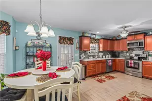 460 Ridgebrooke Dr, High Point, NC 27265 - Photo 10