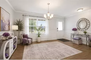 8502 Mansell Ct, Charlotte, NC 28215 - Photo 6