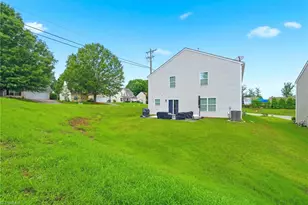 8502 Mansell Ct, Charlotte, NC 28215 - Photo 30