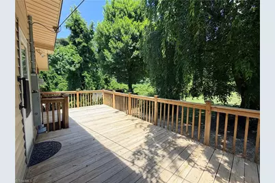 176 W Robin Road, Elkin, NC 28621 - Photo 22