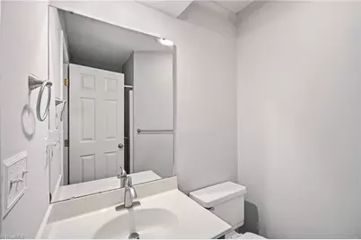 2829 Shadowbrook Lane, Winston-Salem, NC 27103 - Photo 14