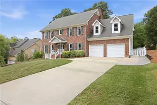 2903 Beckworth Ct, Jamestown, NC 27282 - Photo 4