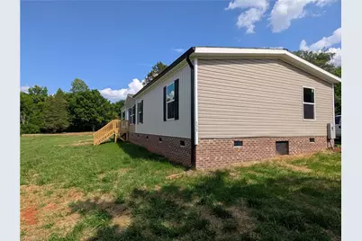 171 Greenwood Street, Lexington, NC 27292 - Photo 2