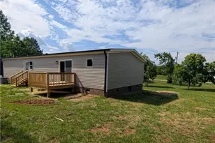 171 Greenwood St, Lexington, NC 27292 - Photo 4