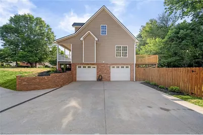 2751 Bridgeport Drive, Winston-Salem, NC 27103 - Photo 4
