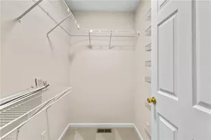 4236 Brentonshire Ln, High Point, NC 27265 - Photo 20