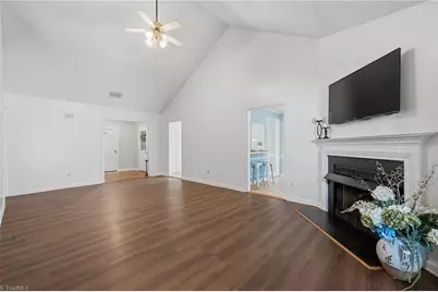1056 Gales Avenue, Winston-Salem, NC 27106 - Photo 12