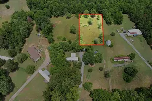 527 Riverview Rd, Lexington, NC 27292 - Photo 4