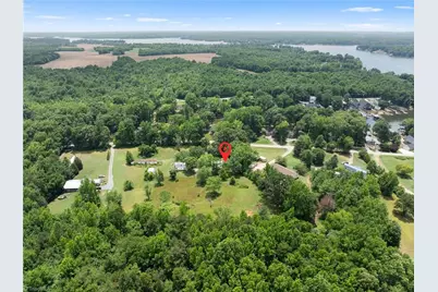 527 Riverview Road, Lexington, NC 27292 - Photo 8