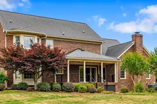 4002 Smithfield Dr, Greensboro, NC 27406 - Photo 2