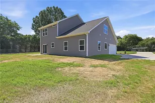863 Sedge Garden Rd, Kernersville, NC 27284 - Photo 46