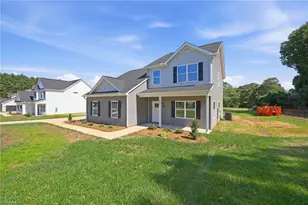 863 Sedge Garden Rd, Kernersville, NC 27284 - Photo 4
