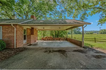 331 Sykes Dairy Road, Mount Airy, NC 27030 - Photo 8