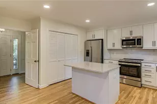 2305 Musket Ln, Greensboro, NC 27455 - Photo 10