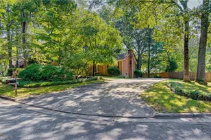 2305 Musket Ln, Greensboro, NC 27455 - Photo 4