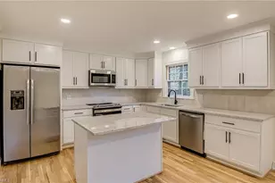 2305 Musket Ln, Greensboro, NC 27455 - Photo 12