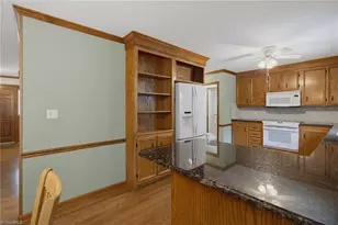237 Rockford Rd, Kernersville, NC 27284 - Photo 16