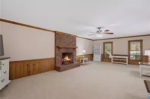 237 Rockford Rd, Kernersville, NC 27284 - Photo 6