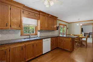 237 Rockford Rd, Kernersville, NC 27284 - Photo 18