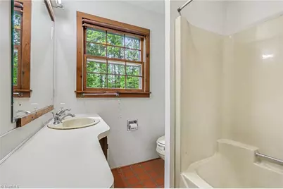 381 E Homestead Drive, Lexington, NC 27292 - Photo 14