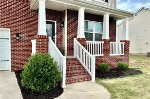 2014 Summer Walk Dr, Mebane, NC 27302 - Photo 2