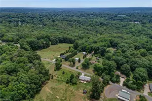 411 Vintage Rd, Eden, NC 27288 - Photo 38