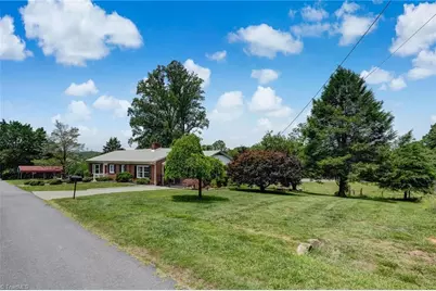 411 Vintage Road, Eden, NC 27288 - Photo 2