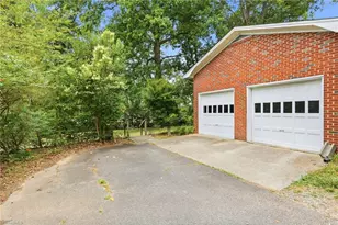 411 Arbor Dr, Lexington, NC 27292 - Photo 30