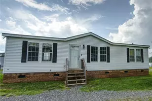 3084 Old US Hwy 52 S, Pilot Mountain, NC 27041 - Photo 2