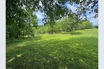 000 Eagle Lane, Mount Airy, NC 27030 - Photo 2
